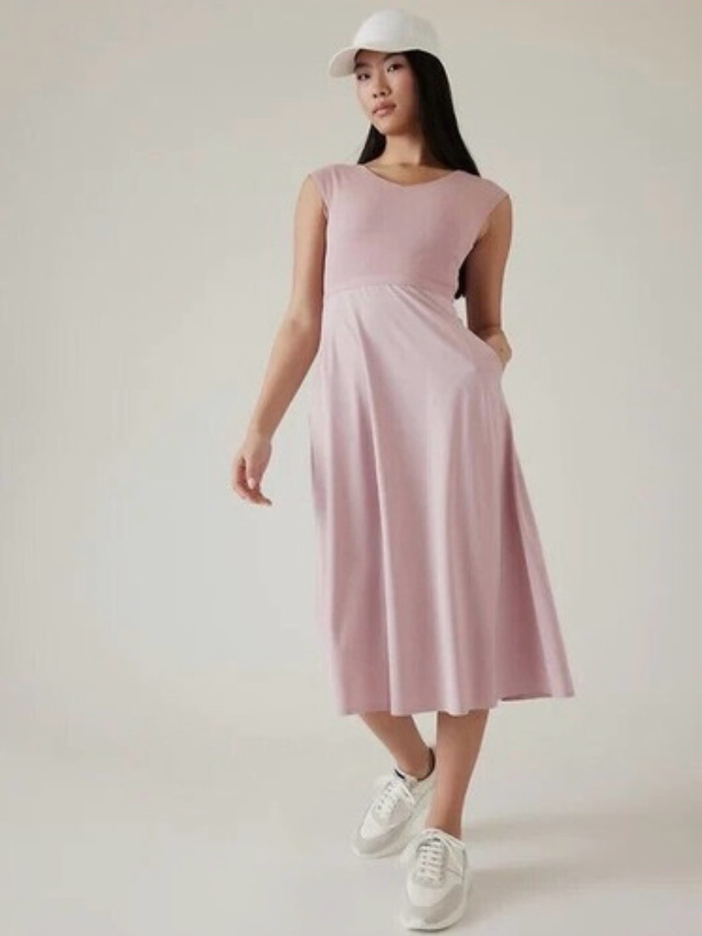 Athleta Ryder Dress
Color: Smoked Mauve
Size: XSmall